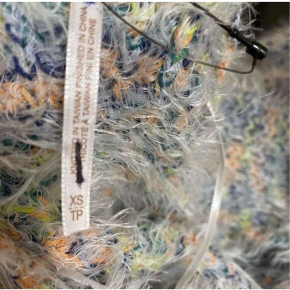 New   Beautiful Free People Gelato Pullover Size XS new - Picture 7 of 7